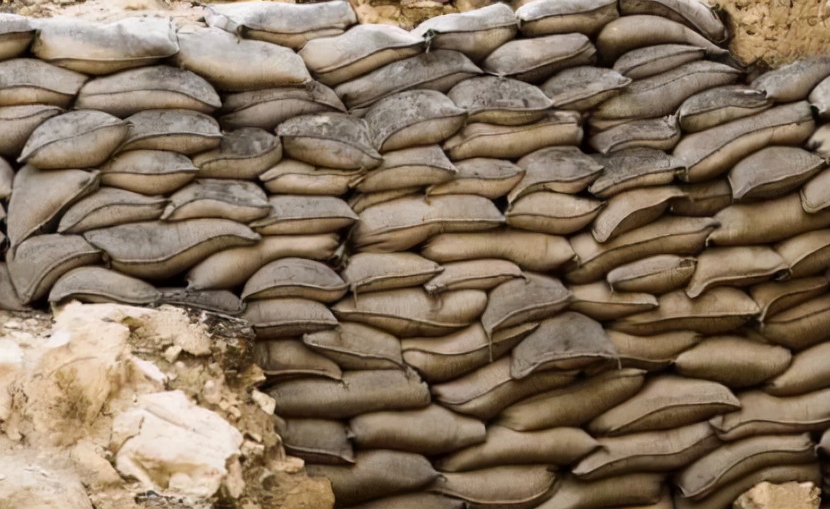 沙袋明明挡不住子弹为何各国战争还在用真实威力被低估了