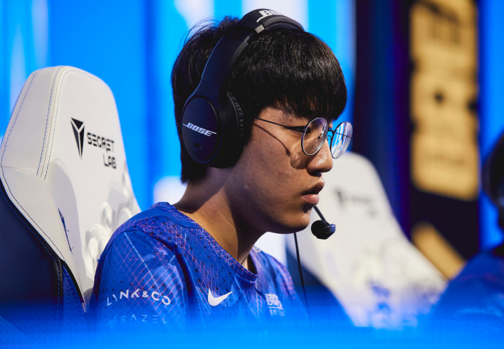 韩媒评选2021年度最佳打野,五名选手获得提名,LPL三位选手入选休闲区蓝鸢梦想 - Www.slyday.coM 韩媒评选2021年度最佳打野,五名选手获得提名,LPL三位选手入选休闲区蓝鸢梦想 - Www.slyday.coM