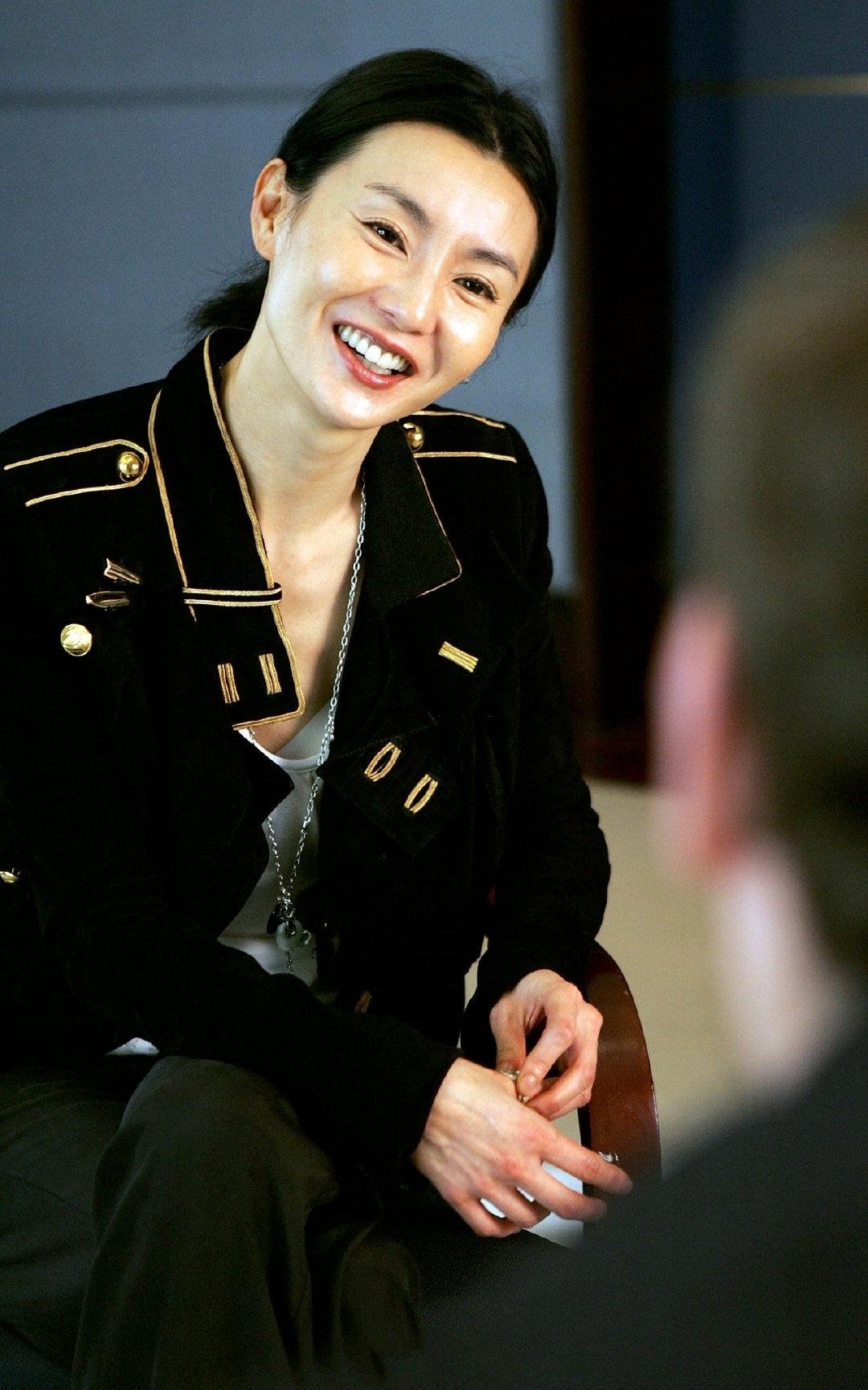 素颜无滤镜状态下的张曼玉依然优雅耐看