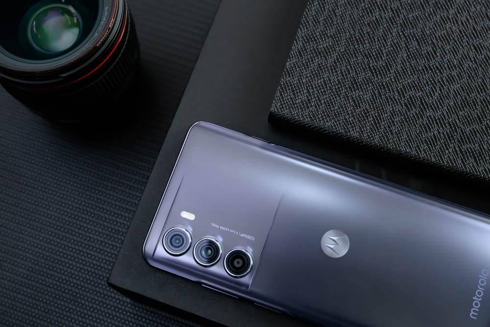 深度体验用事实说话首发1799元起的motoedges30真香无疑了