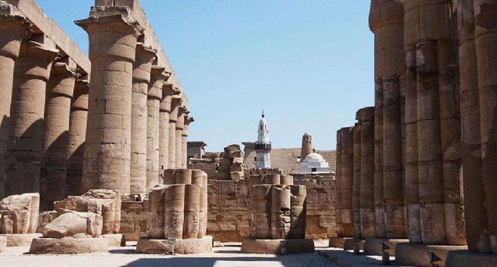 古埃及之旅卡纳克阿蒙神庙是埃及最大的法老家庙