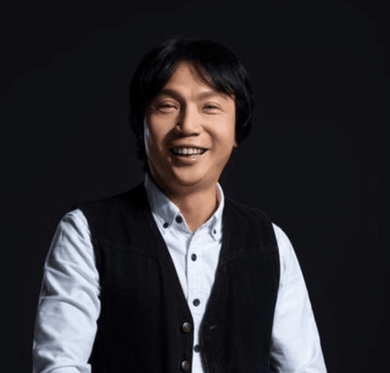 蛋糕大王罗红的"声色"生活