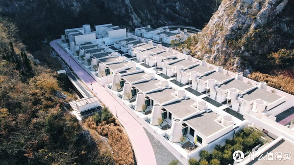 国内高颜值的小众温泉酒店，这家得有姓名！休闲区蓝鸢梦想 - Www.slyday.coM