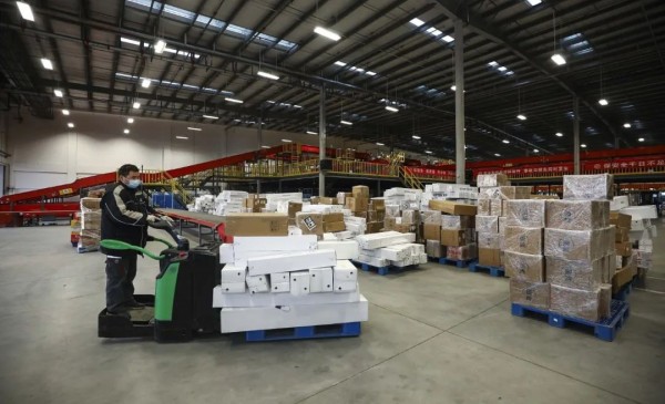 非必要不举办年会！不聚集不扎堆，抓紧接种疫苗！“太空级”名师今日下午“天宫课堂”开讲休闲区蓝鸢梦想 - Www.slyday.coM