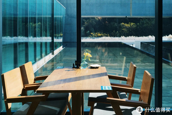 国内高颜值的小众温泉酒店，这家得有姓名！休闲区蓝鸢梦想 - Www.slyday.coM