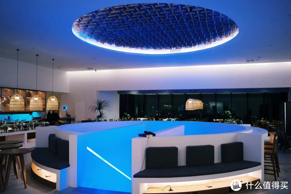 国内高颜值的小众温泉酒店，这家得有姓名！休闲区蓝鸢梦想 - Www.slyday.coM