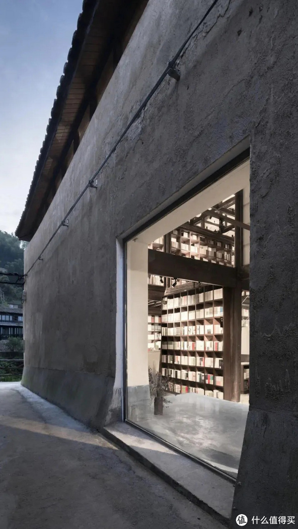 国内高颜值的小众温泉酒店，这家得有姓名！休闲区蓝鸢梦想 - Www.slyday.coM