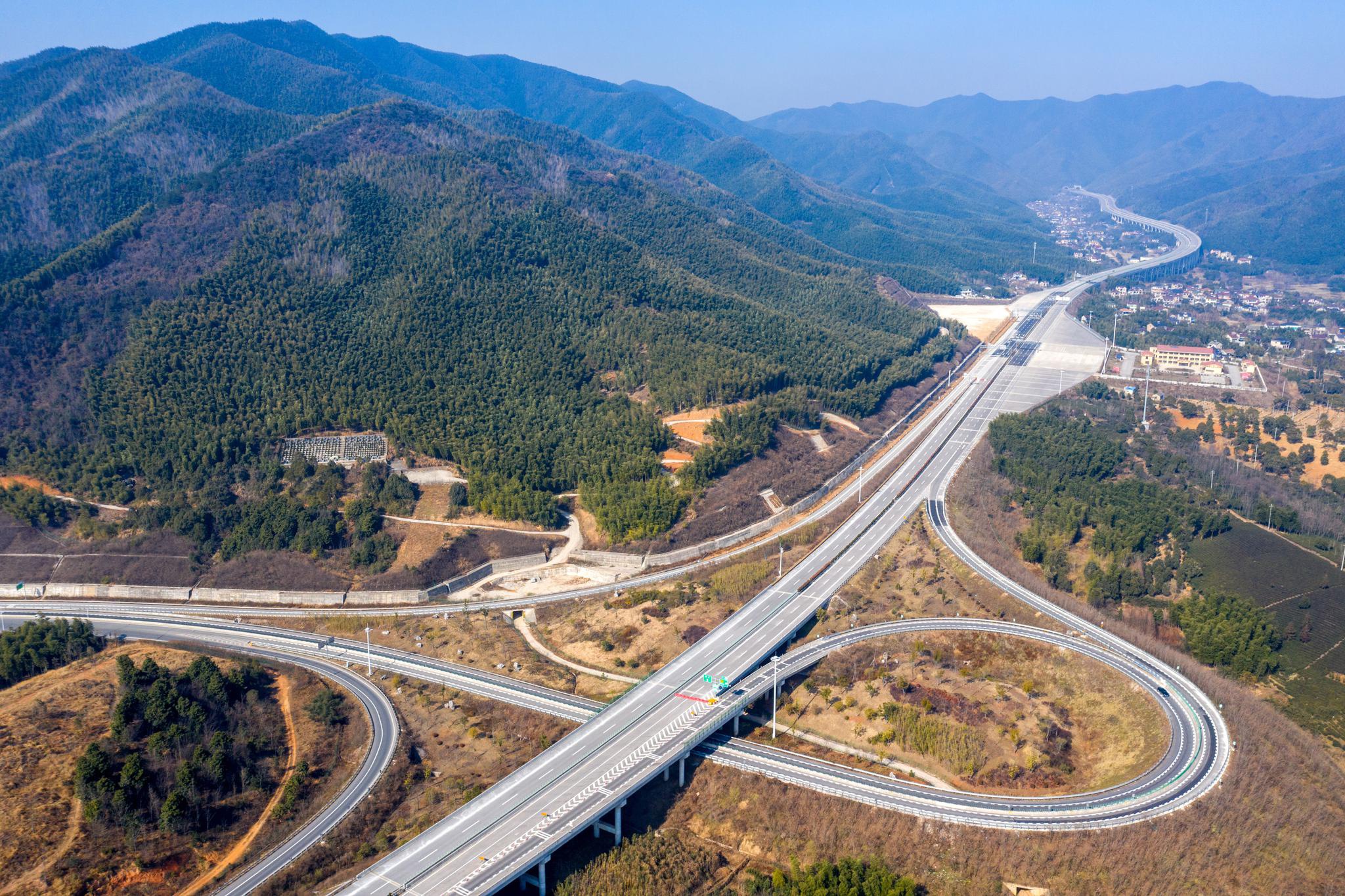 杭长宜全线通车 浙苏再添新通道|高速公路|长三角|宜兴_新浪新闻