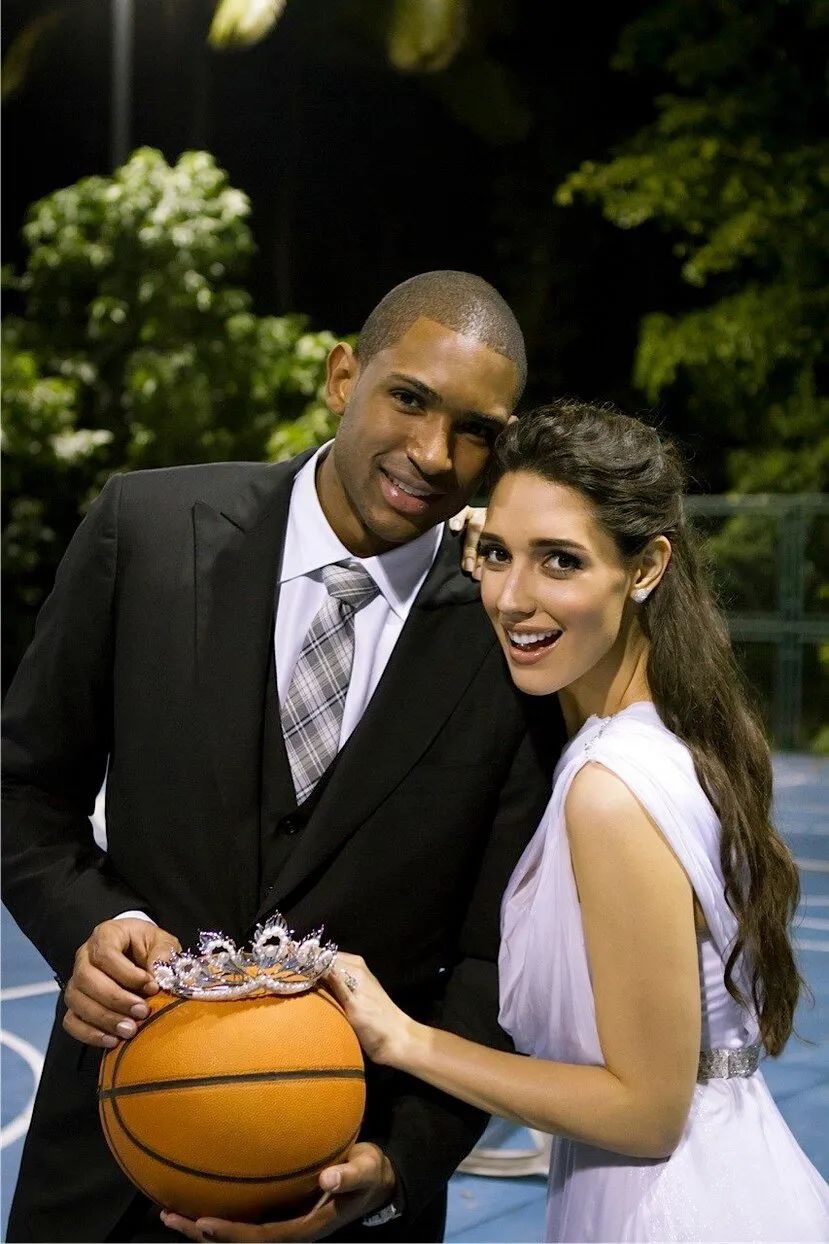 霍福德妻子也太美了吧