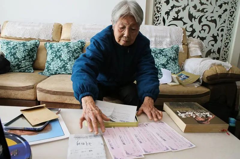 国防科大原校长妻子完成丈夫心愿,向母校捐150万|上海|张良_新浪新闻