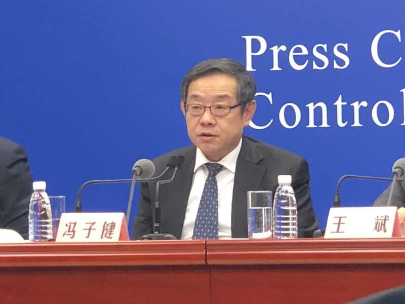 中疾控:春节期间外出购物,就餐应做好这些防护