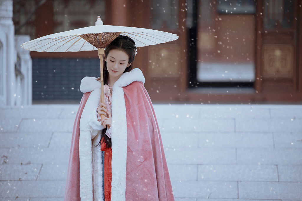 郑合惠子节气古风写真小剧场.郑合惠子大雪节气写真.