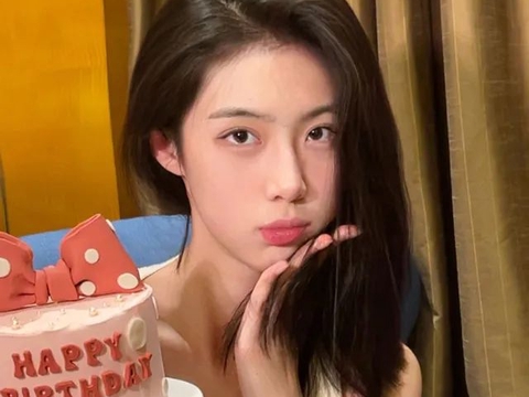 篮球女神卓识晒照，她过18岁生日，颜值超高，不进娱乐圈太可惜|卓识|生日|女神_新浪新闻