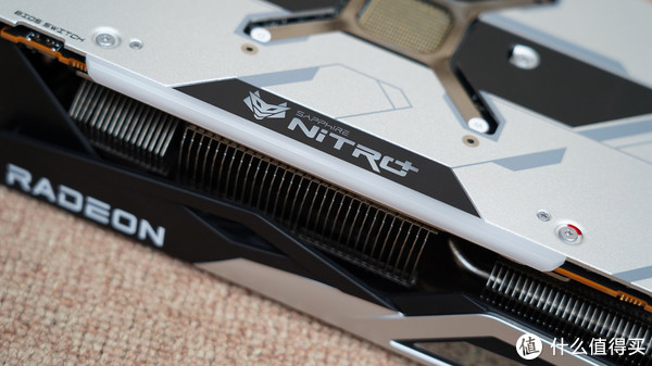 完全白给的性能？用RX 6900 XT实测告诉你AMD新驱动有多大提升休闲区蓝鸢梦想 - Www.slyday.coM