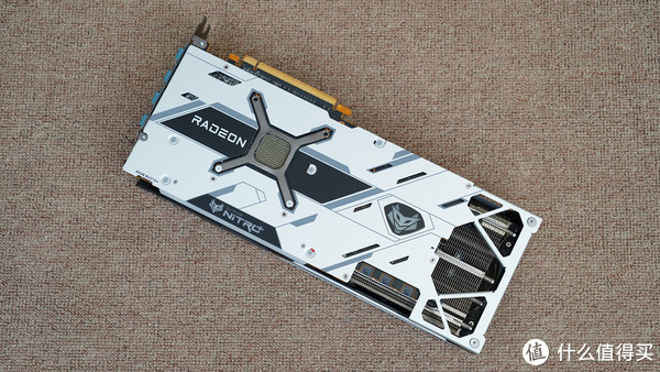 完全白给的性能？用RX 6900 XT实测告诉你AMD新驱动有多大提升休闲区蓝鸢梦想 - Www.slyday.coM