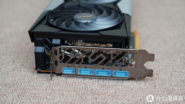 完全白给的性能？用RX 6900 XT实测告诉你AMD新驱动有多大提升休闲区蓝鸢梦想 - Www.slyday.coM