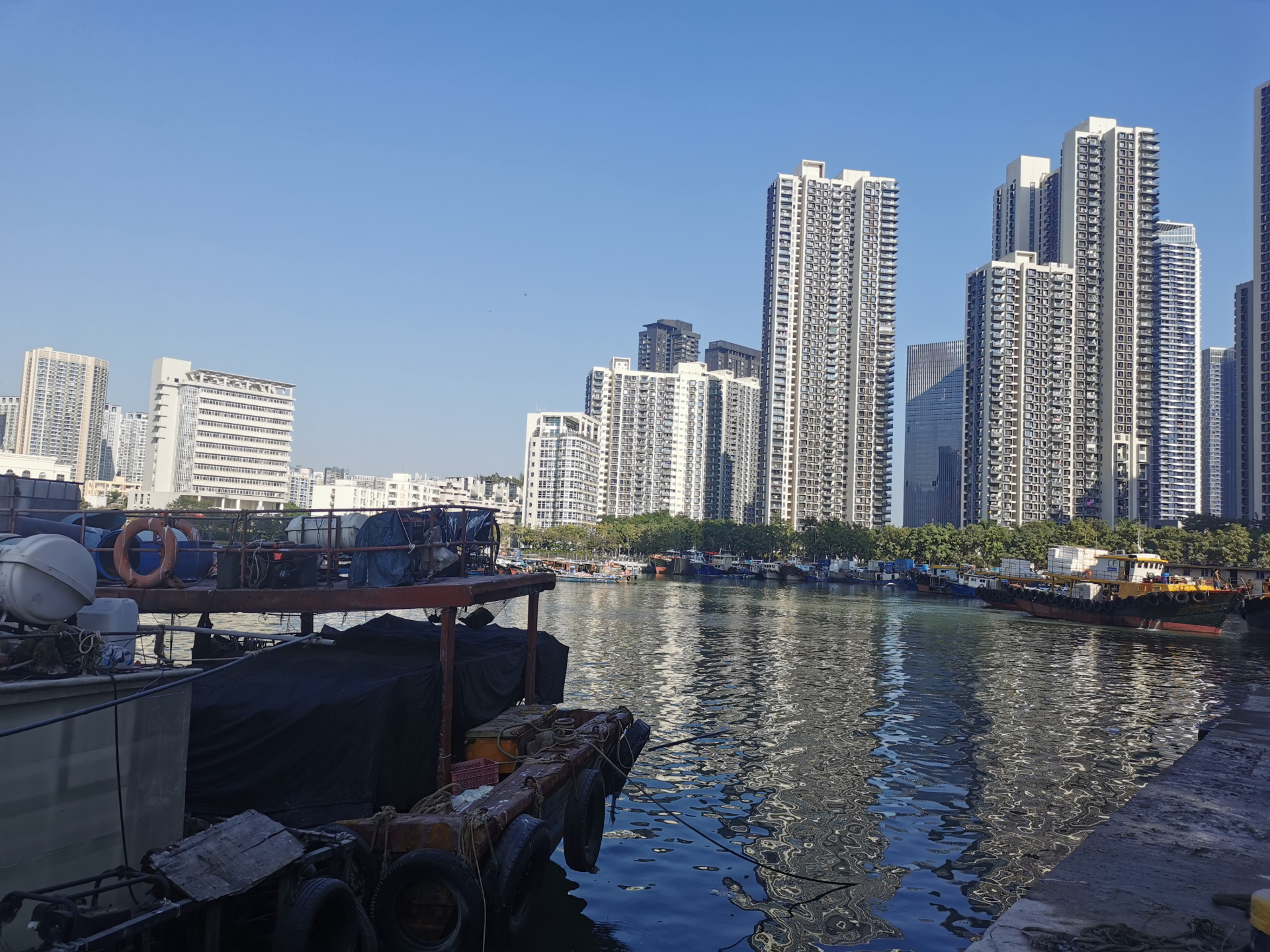 8家机构角逐蛇口渔港升级改造项目，藏在都市中的老渔港将迎来哪些变化？休闲区蓝鸢梦想 - Www.slyday.coM
