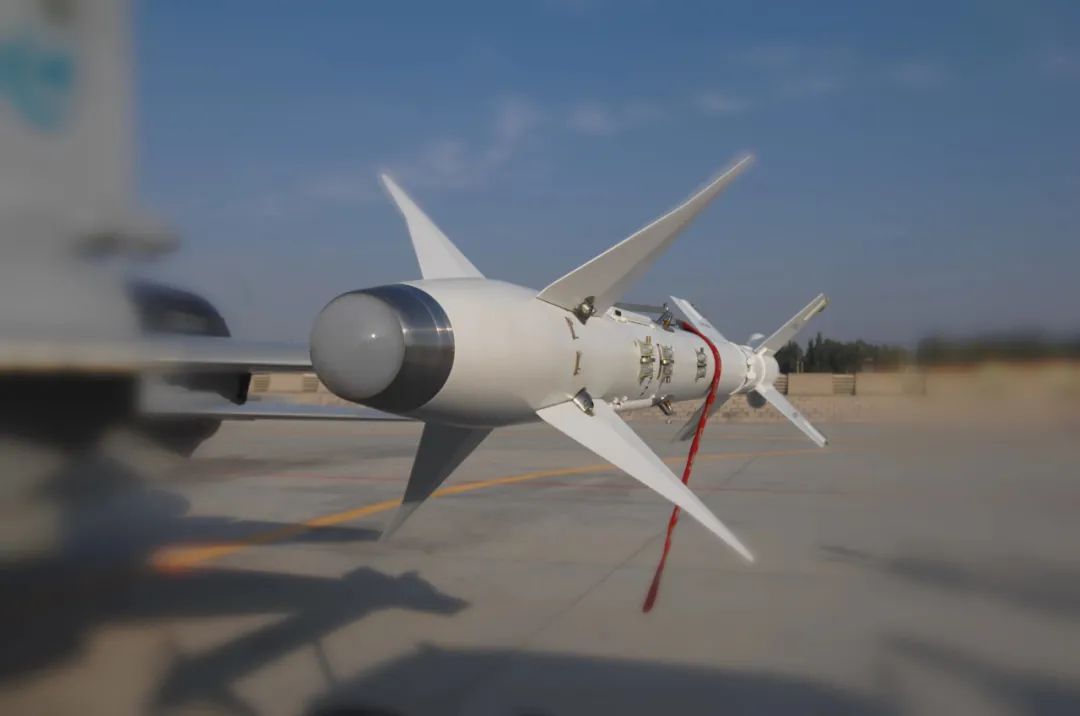 来认识一下"霹雳"导弹|空空导弹|导弹_新浪新闻