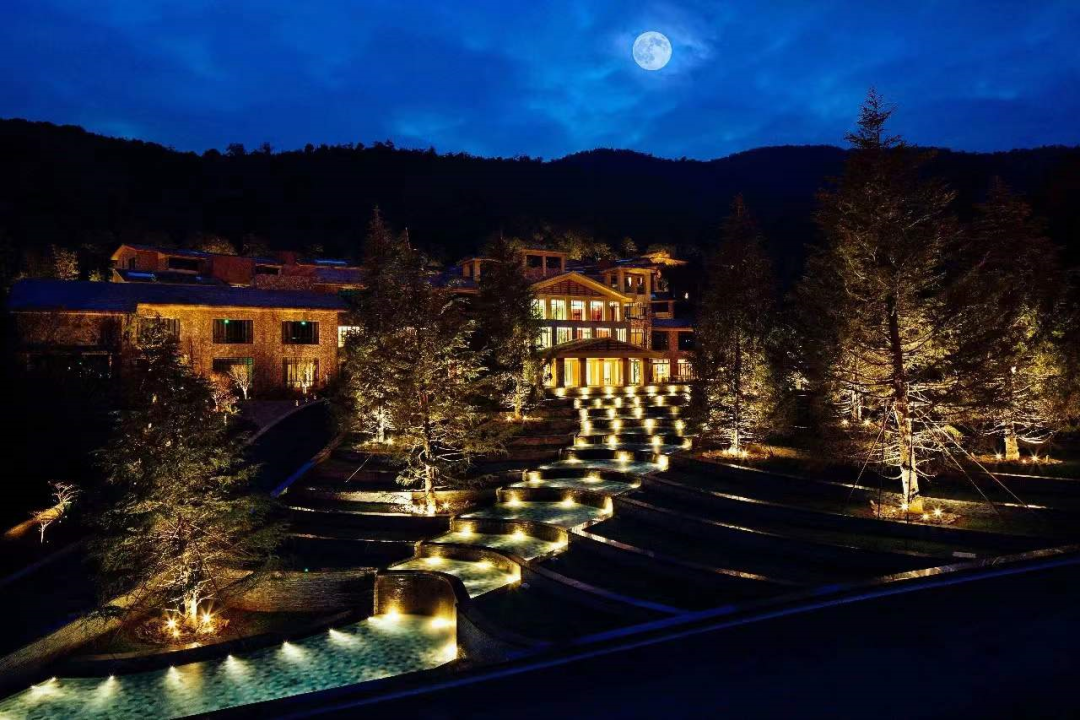 第五届博鳌国际金汤奖安宁温泉小镇再次出圈荣获十佳温泉旅游目的地