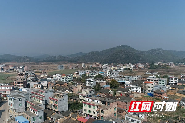 江华大路铺镇构建全民反电诈防火墙