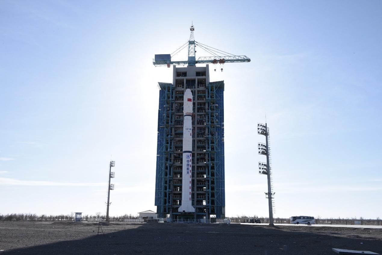 执行长征系列火箭第400次发射的长征四号乙运载火箭.