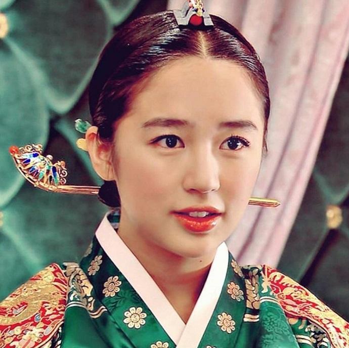 韩国演员尹恩惠确诊新冠曾出演宫等大热韩剧