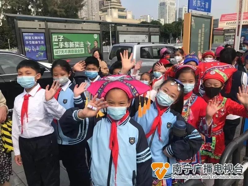 “天宫课堂”第一课，南宁孩子对话空间站，提了个什么问题？休闲区蓝鸢梦想 - Www.slyday.coM