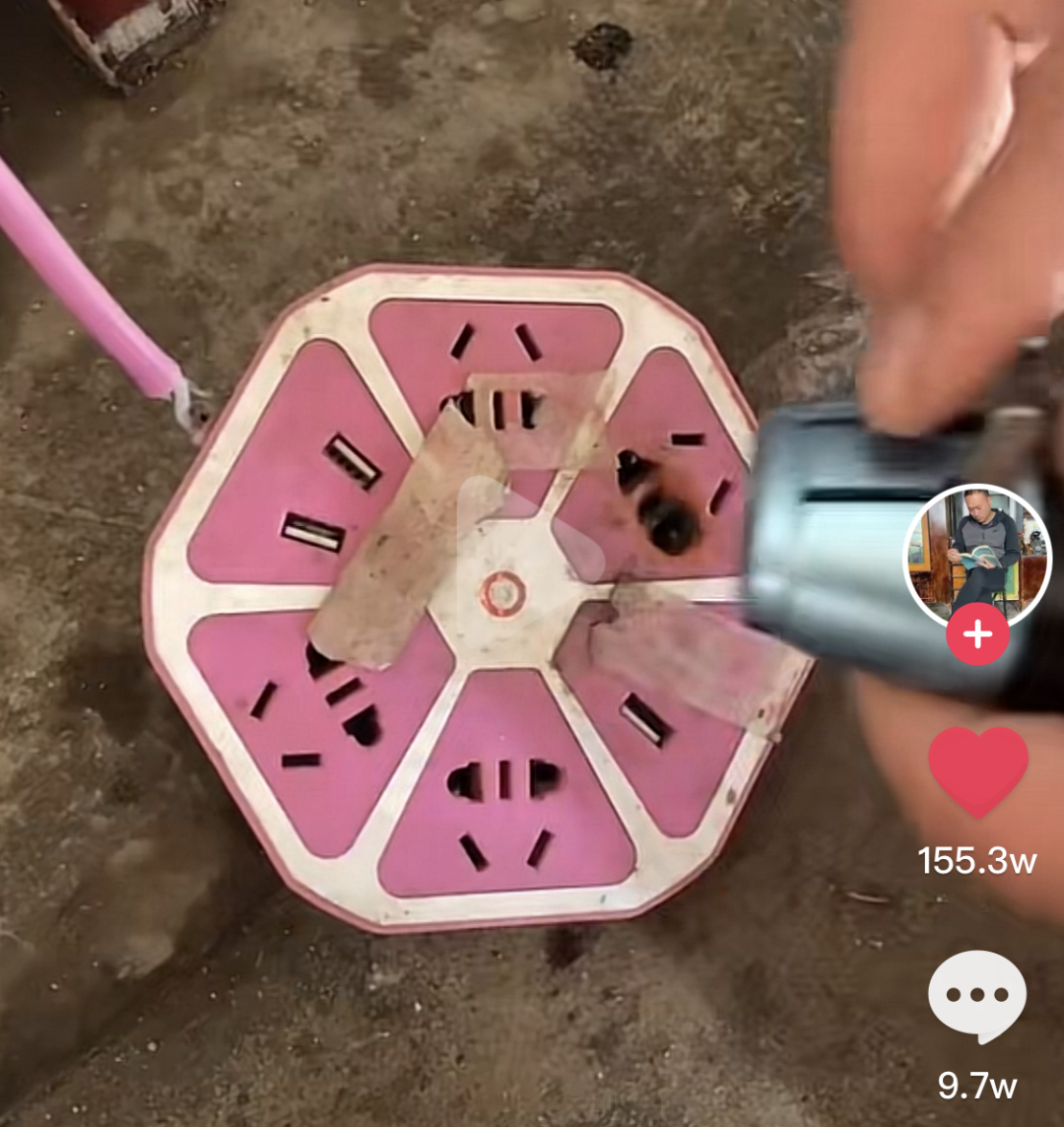 消防点名的第二天，千万粉丝的张同学又被交警盯上了！休闲区蓝鸢梦想 - Www.slyday.coM