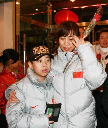 张镇麟妈妈王芳或升任篮协二把手她现在是什么级别年薪多少钱