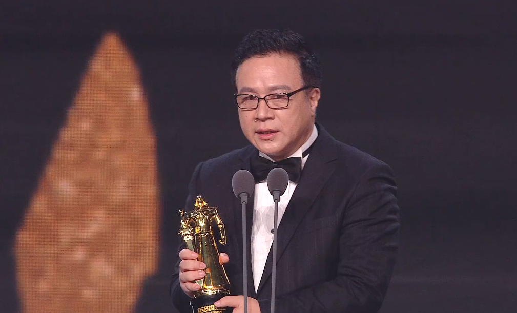 2021年LPL年度颁奖典礼:Jiejie获年度最受欢迎选手奖休闲区蓝鸢梦想 - Www.slyday.coM 2021年LPL年度颁奖典礼:Jiejie获年度最受欢迎选手奖休闲区蓝鸢梦想 - Www.slyday.coM