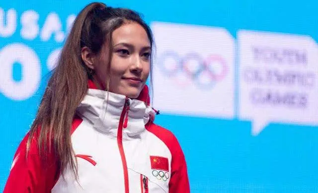 一觉醒来又夺冠！谷爱凌实力真强，颜值还高，绝对的女神无疑了休闲区蓝鸢梦想 - Www.slyday.coM