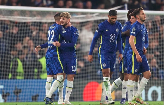 欧冠16强阵容全部出炉，12月13日抽签，球迷们都在期待什么？休闲区蓝鸢梦想 - Www.slyday.coM