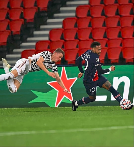 欧冠16强阵容全部出炉，12月13日抽签，球迷们都在期待什么？休闲区蓝鸢梦想 - Www.slyday.coM