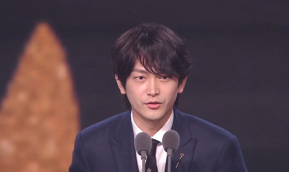 2021年LPL年度颁奖典礼:Jiejie获年度最受欢迎选手奖休闲区蓝鸢梦想 - Www.slyday.coM 2021年LPL年度颁奖典礼:Jiejie获年度最受欢迎选手奖休闲区蓝鸢梦想 - Www.slyday.coM