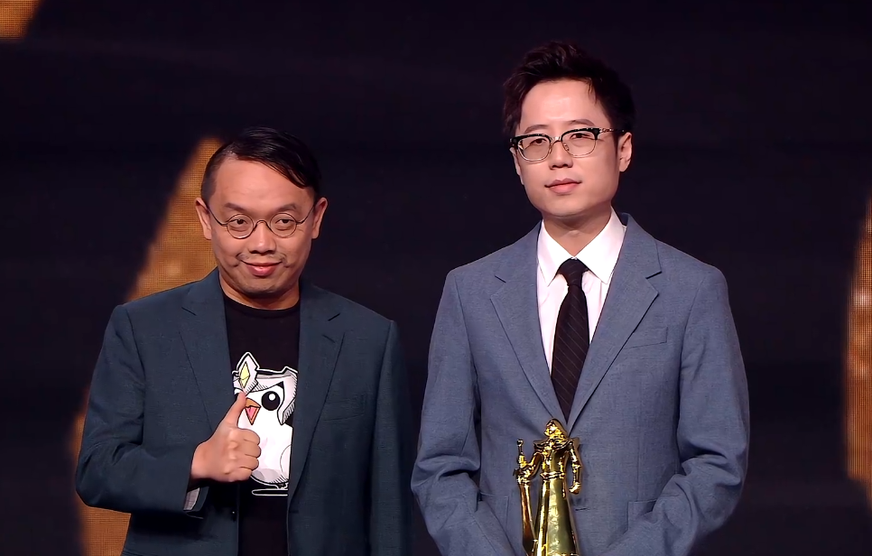 2021年LPL年度颁奖典礼:Jiejie获年度最受欢迎选手奖休闲区蓝鸢梦想 - Www.slyday.coM 2021年LPL年度颁奖典礼:Jiejie获年度最受欢迎选手奖休闲区蓝鸢梦想 - Www.slyday.coM