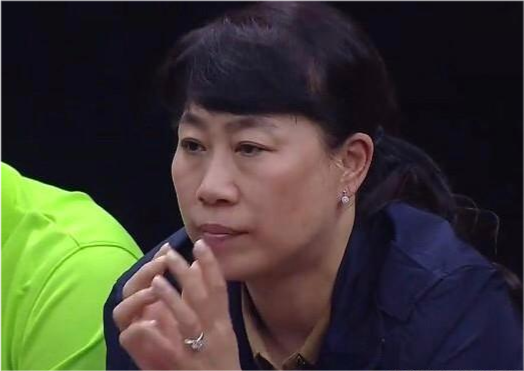 张镇麟妈妈王芳或升任篮协二把手她现在是什么级别年薪多少钱