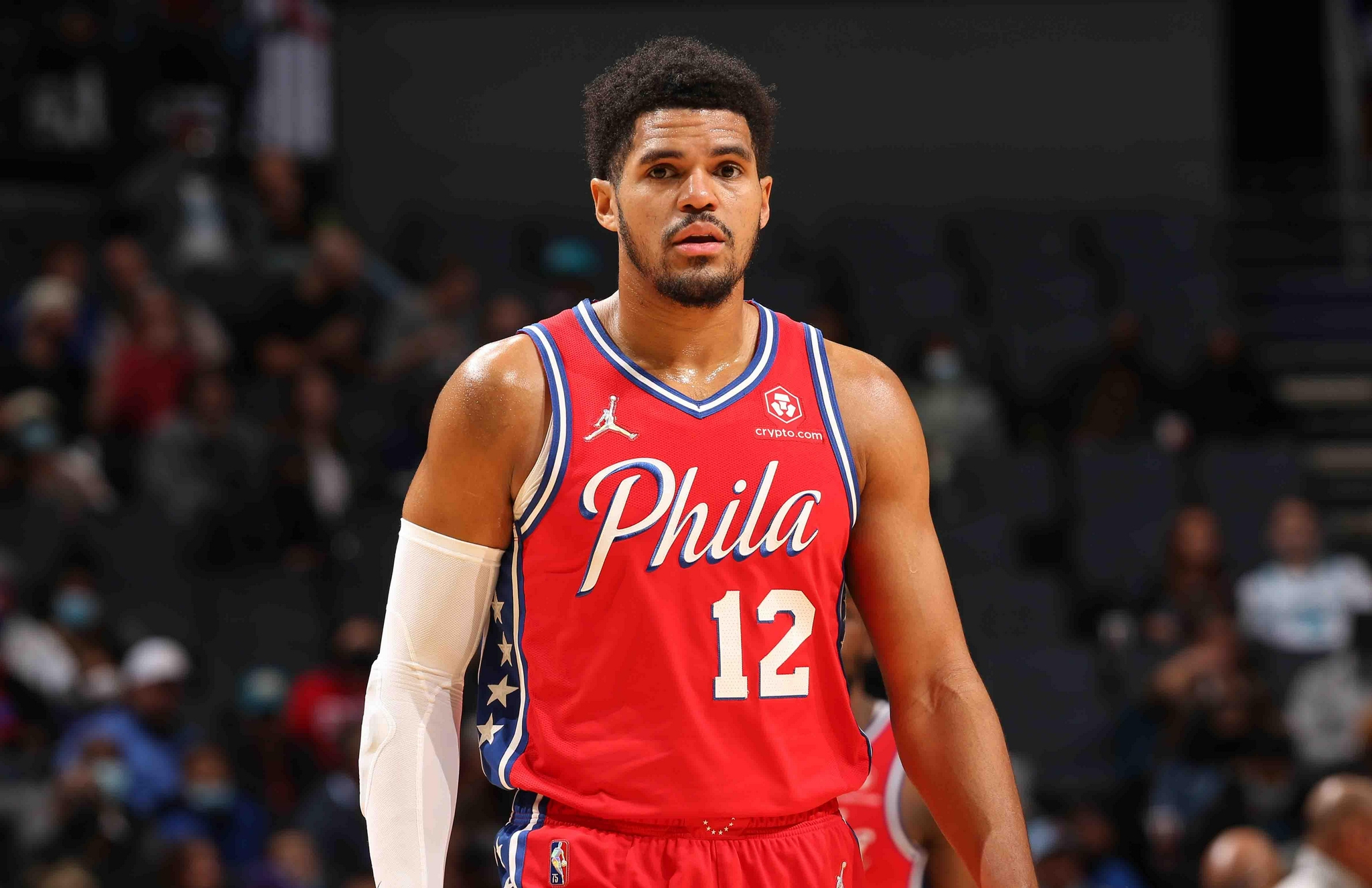 76人队前锋哈里斯荣获本月nba关怀奖|nba|哈里斯|托拜厄斯-哈里斯