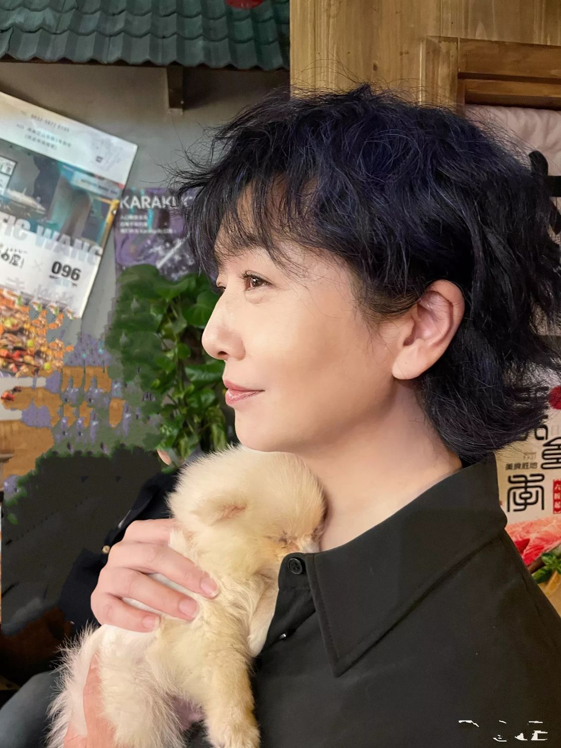 江珊接受自然衰老纯素颜出镜很真实身材微胖不刻意瘦身减肥