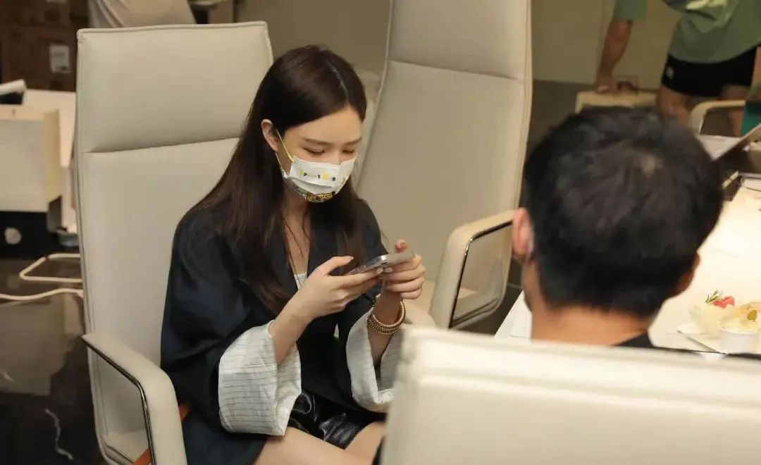 王思聪前女友,百亿身家主播,雪梨被封号让我想起来一句话休闲区蓝鸢梦想 - Www.slyday.coM 王思聪前女友,百亿身家主播,雪梨被封号让我想起来一句话休闲区蓝鸢梦想 - Www.slyday.coM