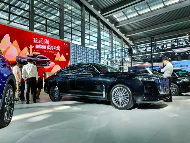 中国式豪华——且看一汽红旗H9休闲区蓝鸢梦想 - Www.slyday.coM