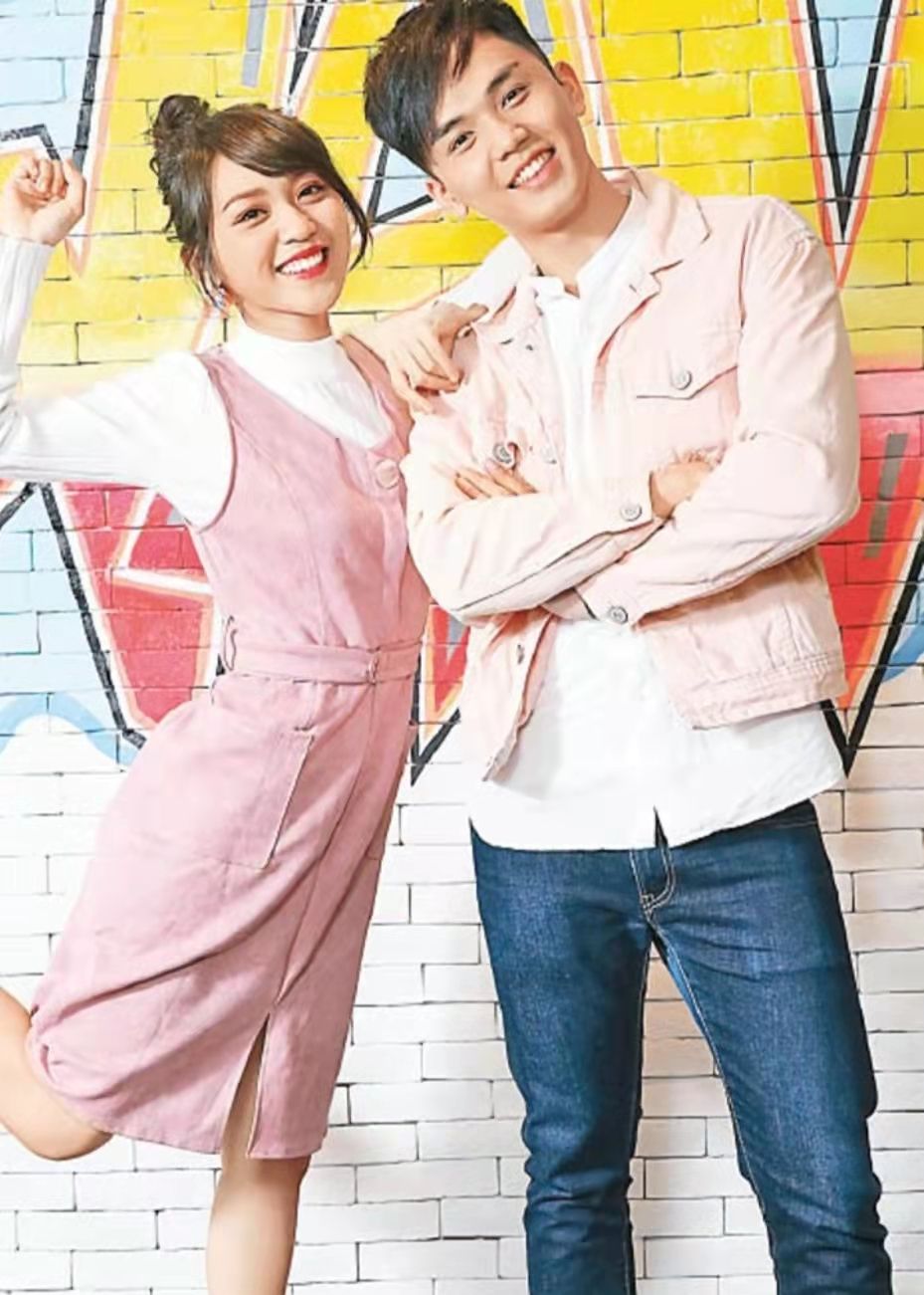 29岁香港知名童星自曝仍未献出荧屏初吻:想找一个年长男士|林颖彤