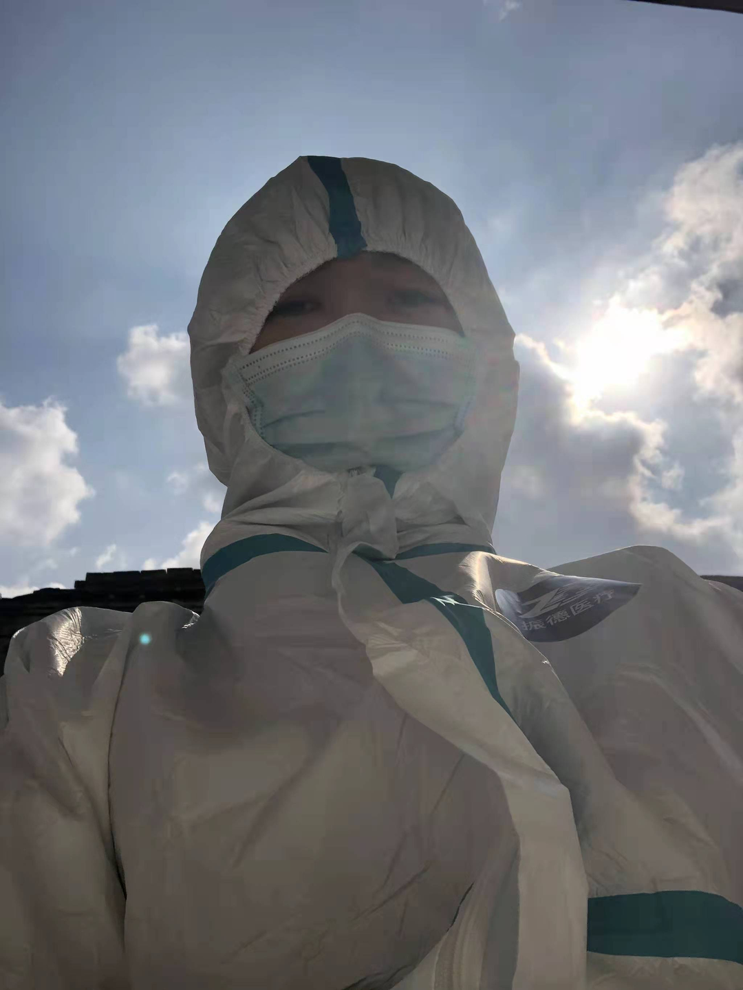 浙江镇海发生了疫情 四川凉山挂职干部马上穿起防护服抗疫休闲区蓝鸢梦想 - Www.slyday.coM