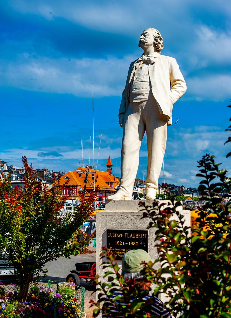 福楼拜诞辰200年我们仍然在成为包法利夫人