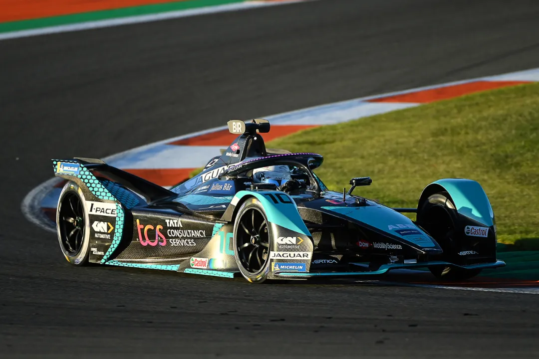 fe电动方程式降温了瓦伦西亚季前试车结束第八赛季1月开跑