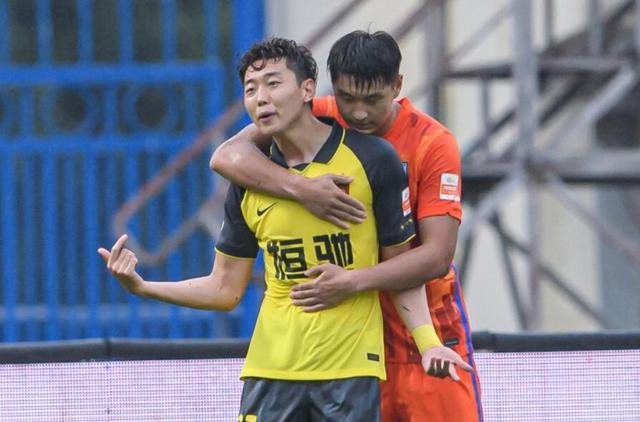 央视直播中超,李金羽打脸李霄鹏,山东泰山战河北,京粤战没星味休闲区蓝鸢梦想 - Www.slyday.coM 央视直播中超,李金羽打脸李霄鹏,山东泰山战河北,京粤战没星味休闲区蓝鸢梦想 - Www.slyday.coM