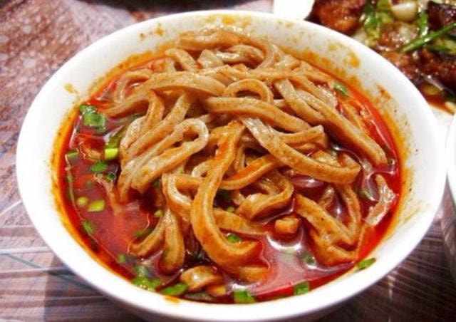 渭南传统特色美食合阳踅面你吃过吗
