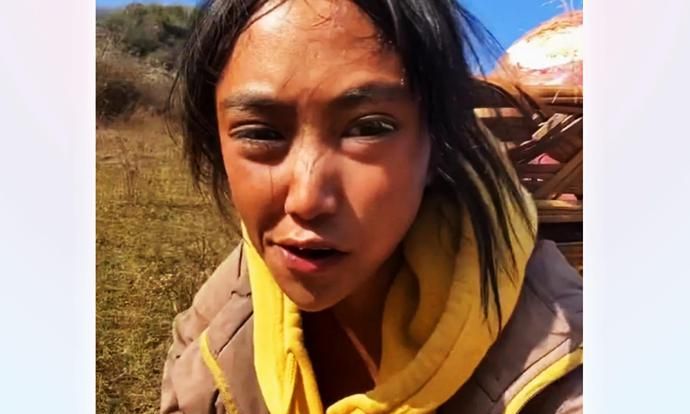 直播时你像村姑野人卖惨,私下却是名媛打扮,演技太好!休闲区蓝鸢梦想 - Www.slyday.coM 直播时你像村姑野人卖惨,私下却是名媛打扮,演技太好!休闲区蓝鸢梦想 - Www.slyday.coM