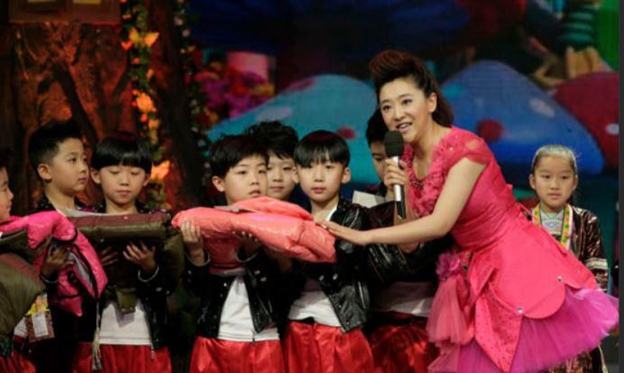 月亮姐姐王淏撮合刚强春妮39岁做妈妈热爱家乡山西