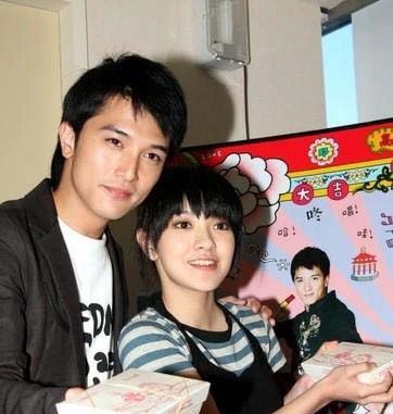 40岁邱泽风流情史被扒,发现许玮甯居然是邱泽初恋女友的闺蜜休闲区蓝鸢梦想 - Www.slyday.coM