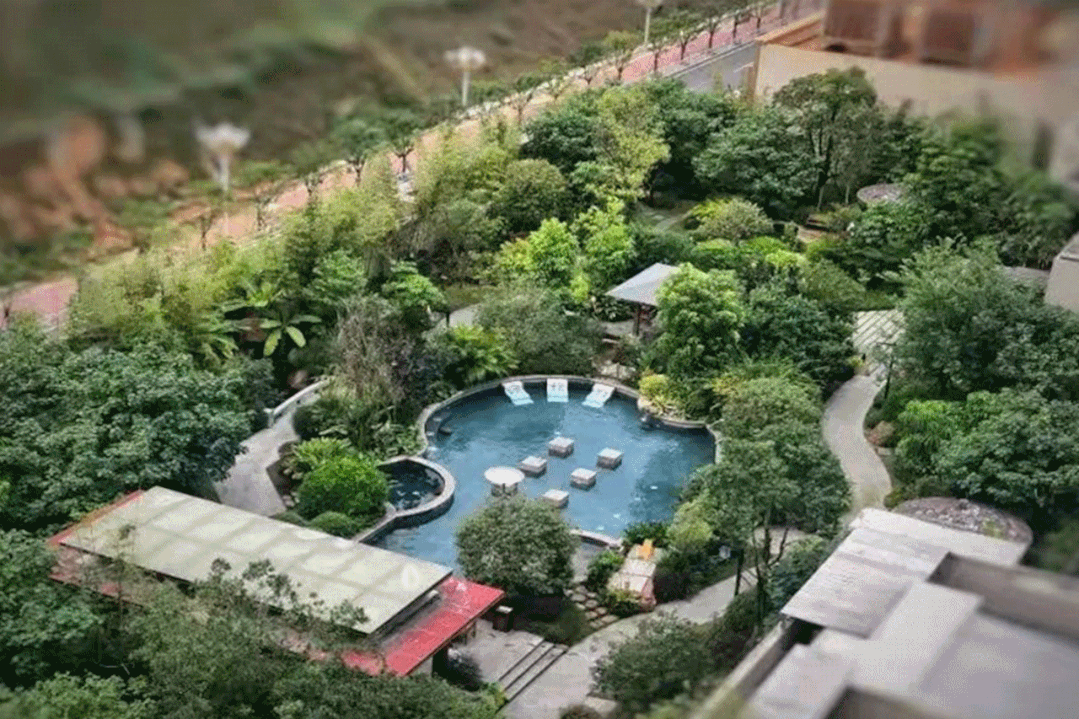 图源:大美永泰冠景温泉酒店毗邻永泰动车站,距老城区5分钟车程.